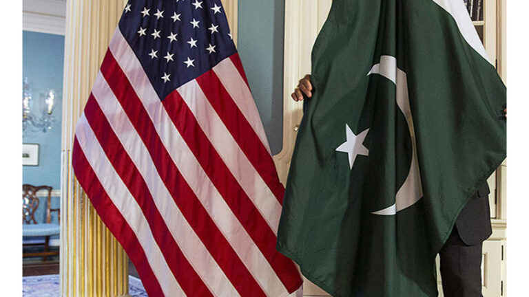 pakistanamericaflages