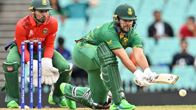 Rilee Rossouw scored the first century of the Twenty20 World Cup as SA beat Bangladesh