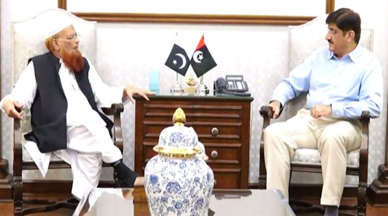 muftitaqiusmaniwithsindhcm