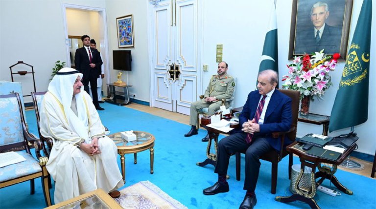 Kuwaiti Ambassador with pm