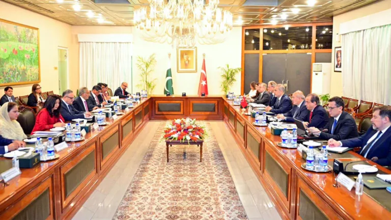 Pakistan, Turkiye decide to take volume of bilateral trade to $5b