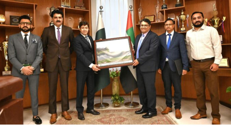 Pakistan, Bangladesh