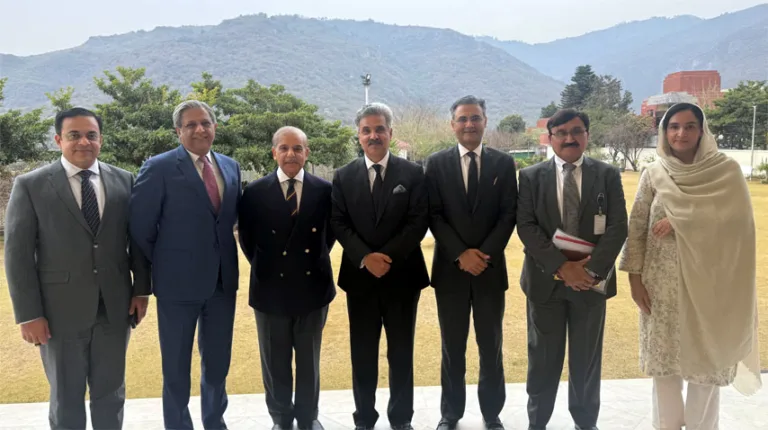 PM, CJP discuss country’s economic, security challenges