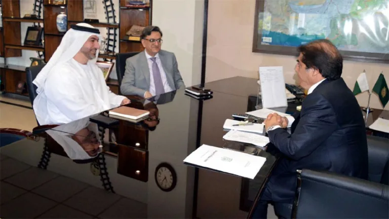 Pakistan, UAE agree to expand bilateral ties in field of Railways