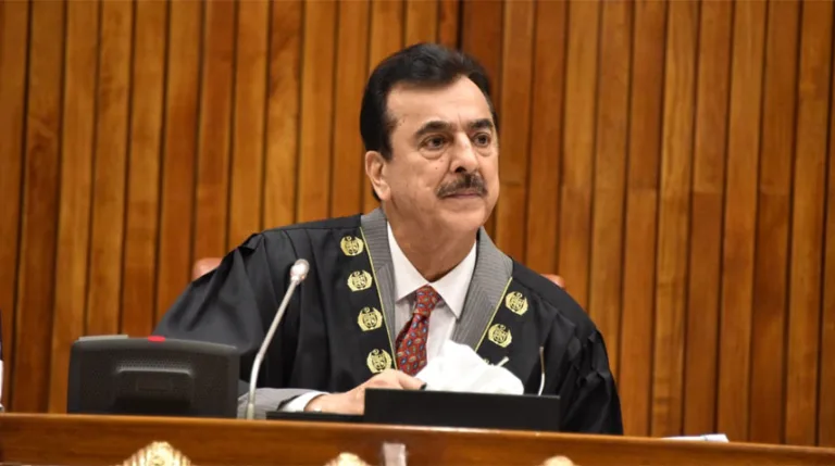 Lawmakers pay rich tribute to Taj Haider, Khurshid Ahmad