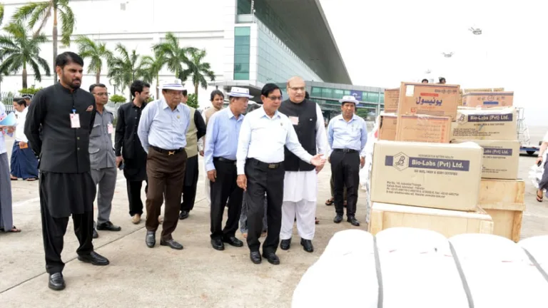 Pakistan hands over 2nd relief consignment to Myanmar