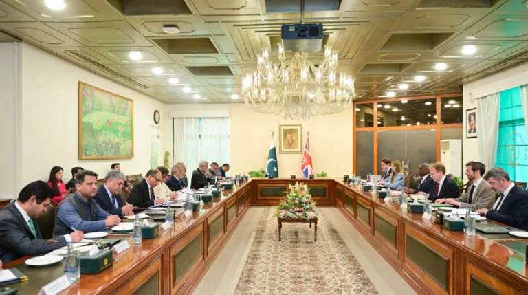 DPM, UK's Foreign Secretary discuss regional developments