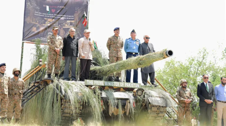 PM commends professionalism, high morale, steadfast readiness of armed forces1