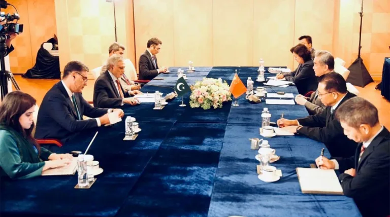 Pakistan, China to make joint strides for regional peace