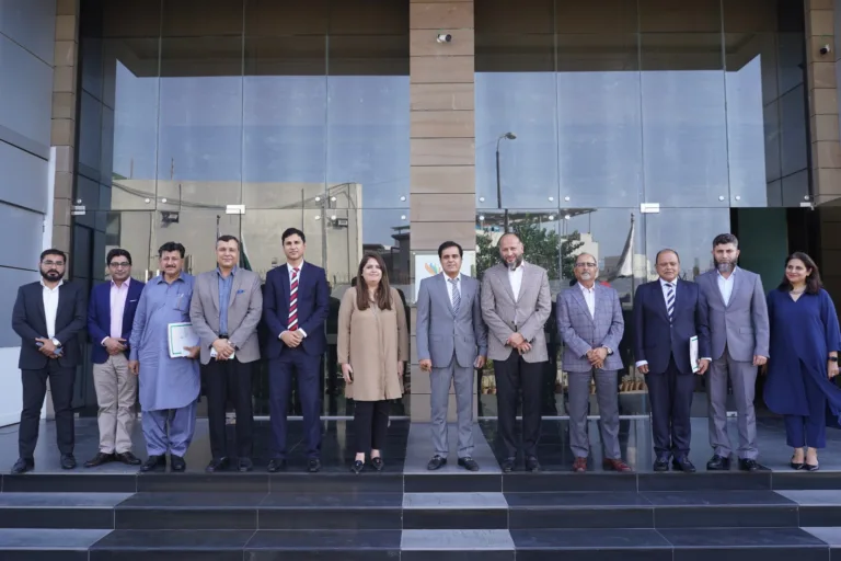 Wafaqi Mohtasib visits KE Head Office