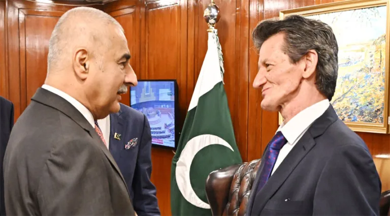 ayazsadiqwithungryambassador