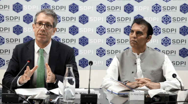 IMF hails Pakistan’s ‘strong’ economic reform progress