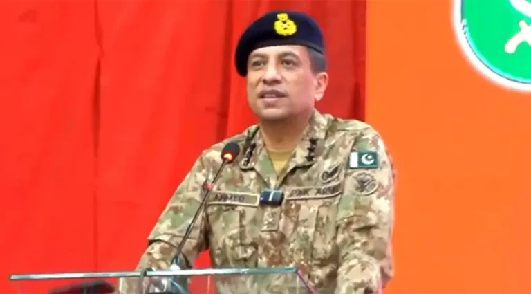 DG ISPR holds special session with students at Rawalpindi Medical University