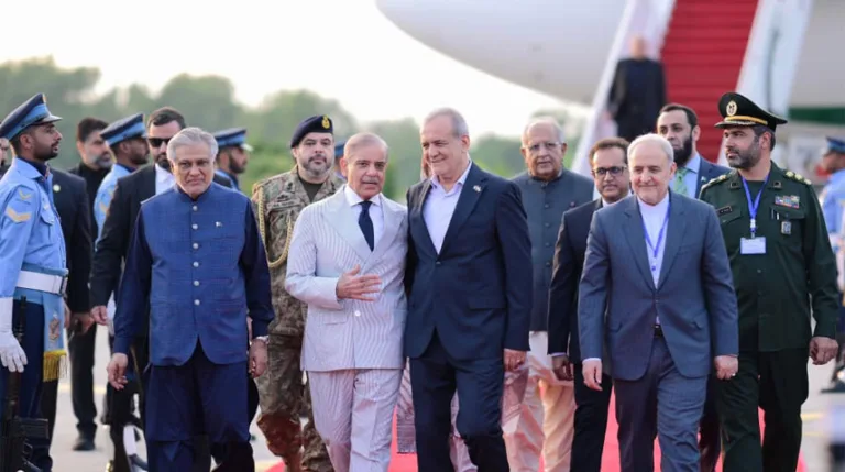 Iranian President in Islamabad to hold talks with Pakistani leadership