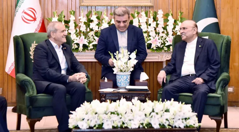 Pakistan, Iran vow to further broaden bilateral cooperation