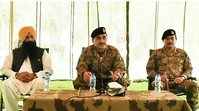 fieldmarshalwithsikhleaders