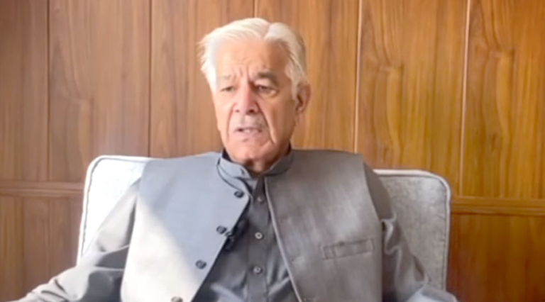 Khawaja Asif urges Afghanistan to halt cross-border infiltration