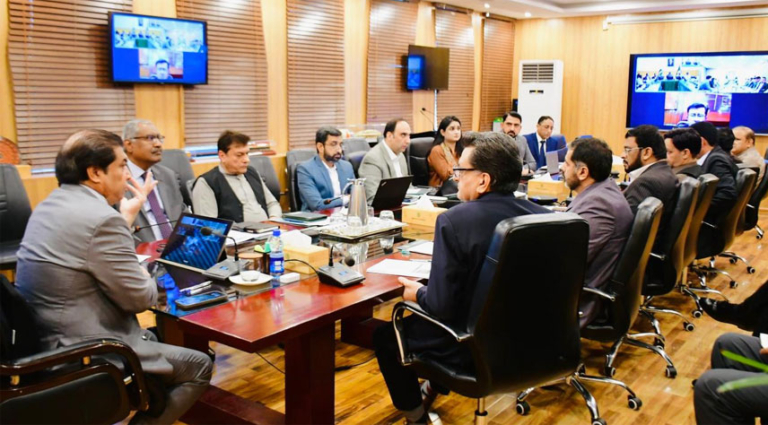 Railway Minister orders prompt resolution of train delays