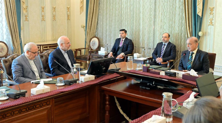 Pakistan, Iran to work closely for global peace