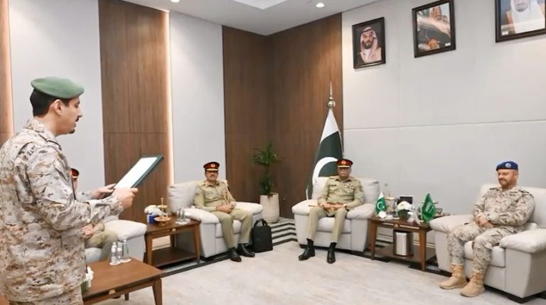 Pakistan, KSA vow to further deepen defence cooperation