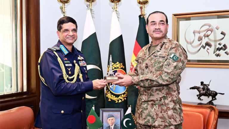 Field Marshal vows to foster defence ties with Bangladesh