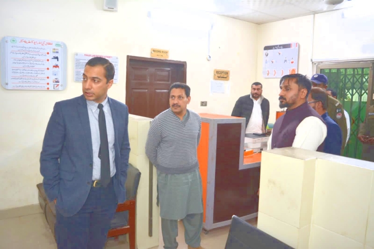 DC Khushab Conducts Special Visit to Land Record Center Noorpur Thal
