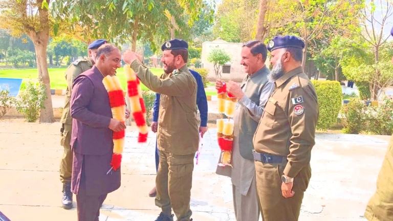 DPO Mianwali Captain (Retd) Rai Muhammad Ajmal Given Farewell on Transfer to Multan