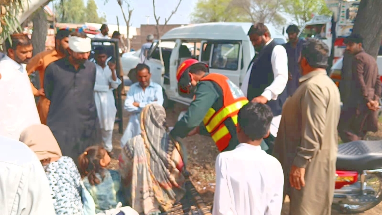 Five Injured in Car and Carry Van Collision on Pindi Road