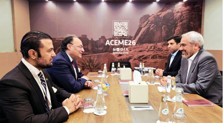 Pakistan, Iran vow to strengthen economic cooperation