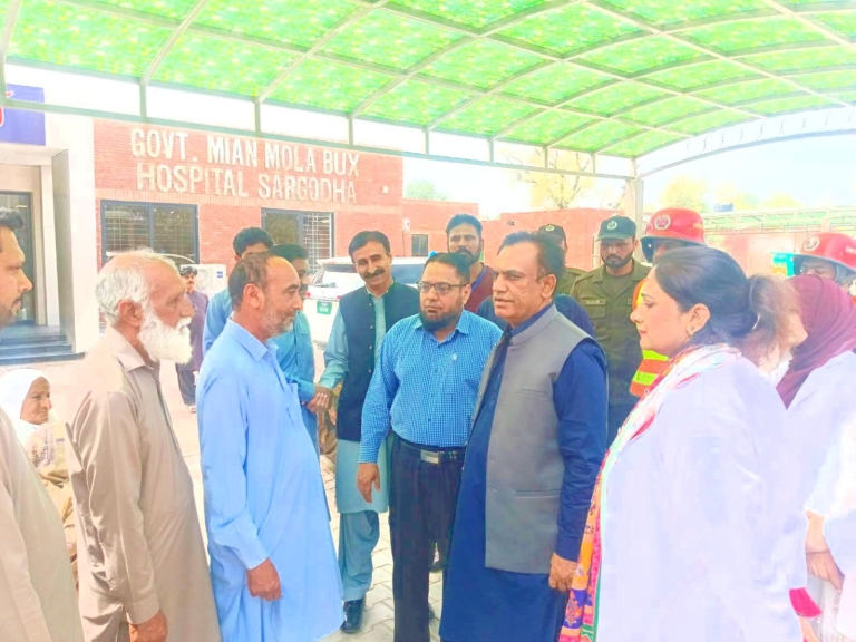 Commissioner Sargodha Conducts Surprise Visit to Government Mola Bakhsh Hospital, Reviews Facilities
