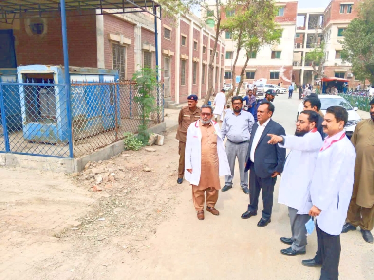 Commissioner Sargodha Division Visits DHQ Teaching Hospital, Directs Improvement of Facilities