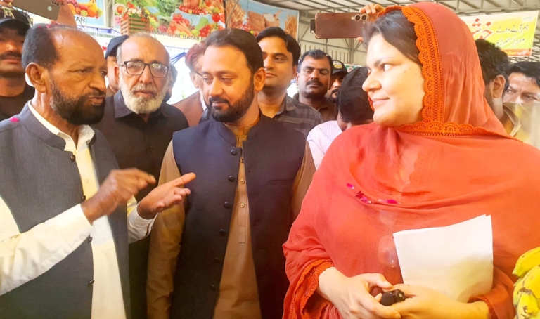 Special Assistant to Punjab Chief Minister Salma Bhatt Conducts Surprise Visit in Bhakkar, Reviews Sasta Bazaar and Markets
