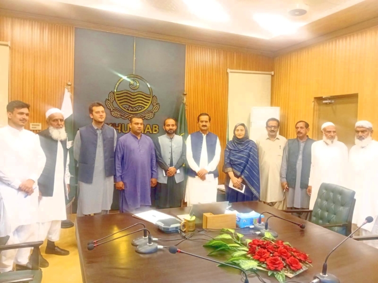 Deputy Commissioner Khushab Distributes Plus Cheques Among High-Performing Revenue Staff