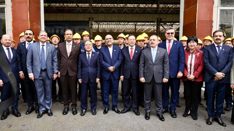 President calls for stronger Pak-China industrial cooperation