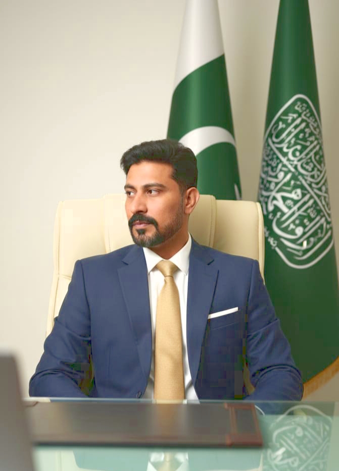 Renowned Poet Ali Haider Receives International Honorary Membership